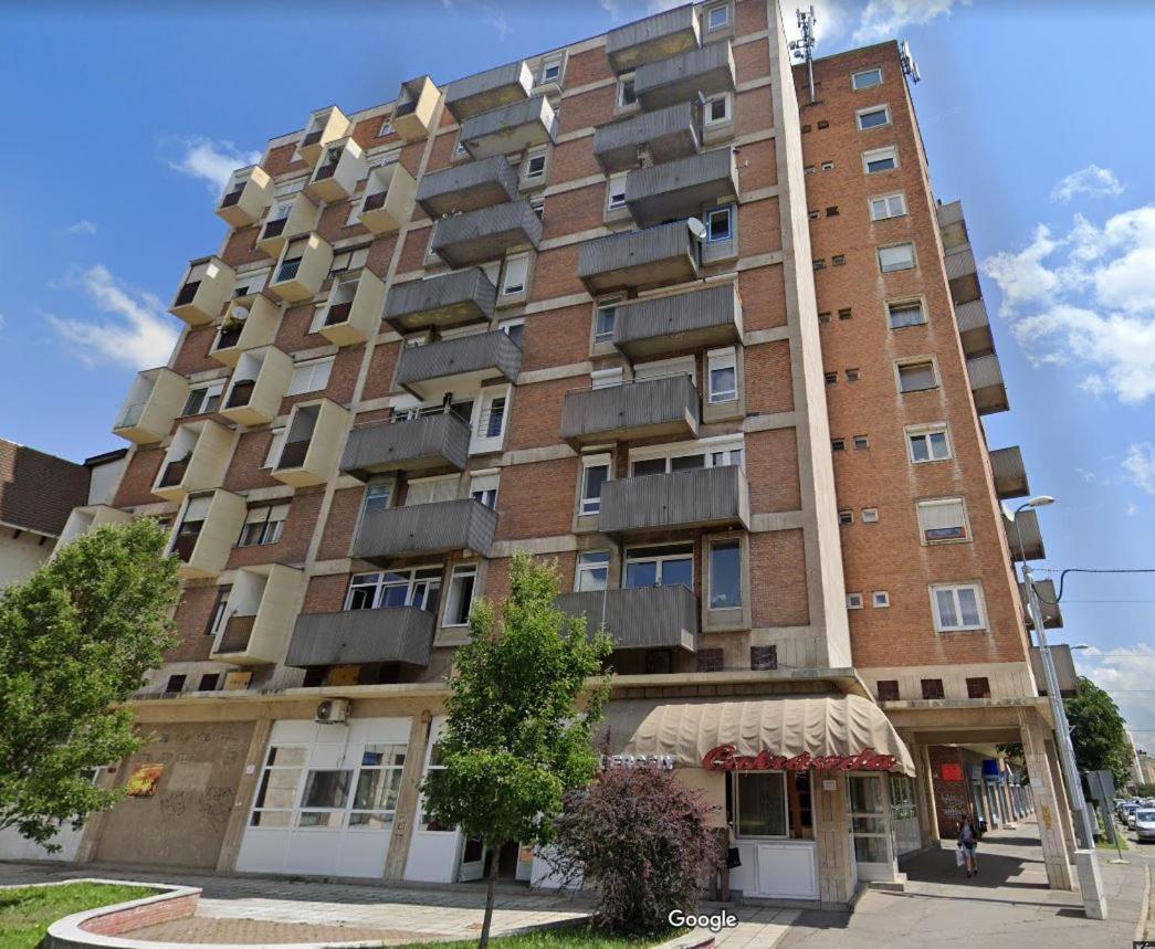 Balint Apartman - In The Heart Of Miskolc Bagian luar foto