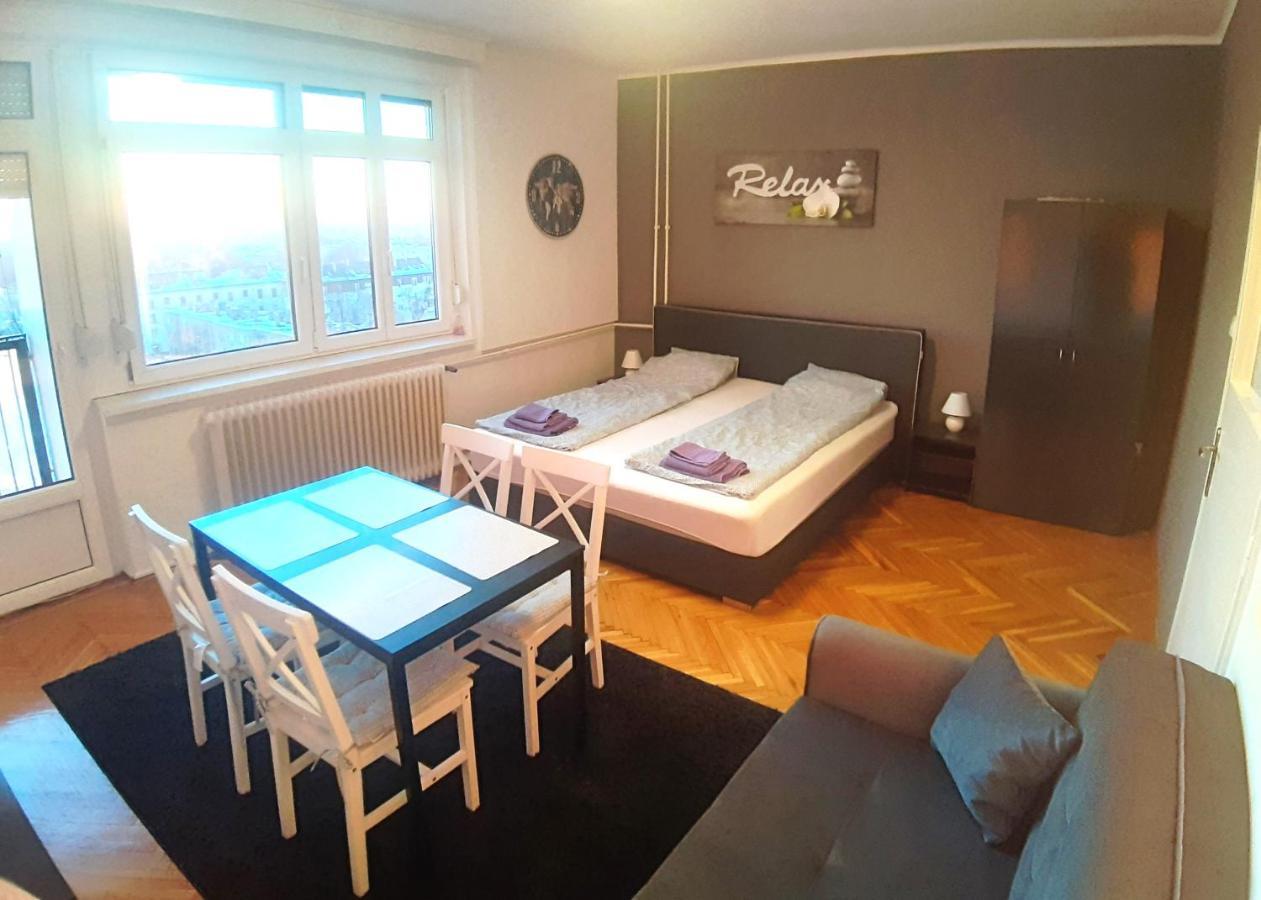Balint Apartman - In The Heart Of Miskolc Bagian luar foto